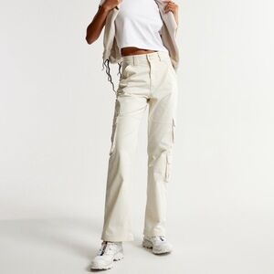 Chic Cream Cargo Trousers